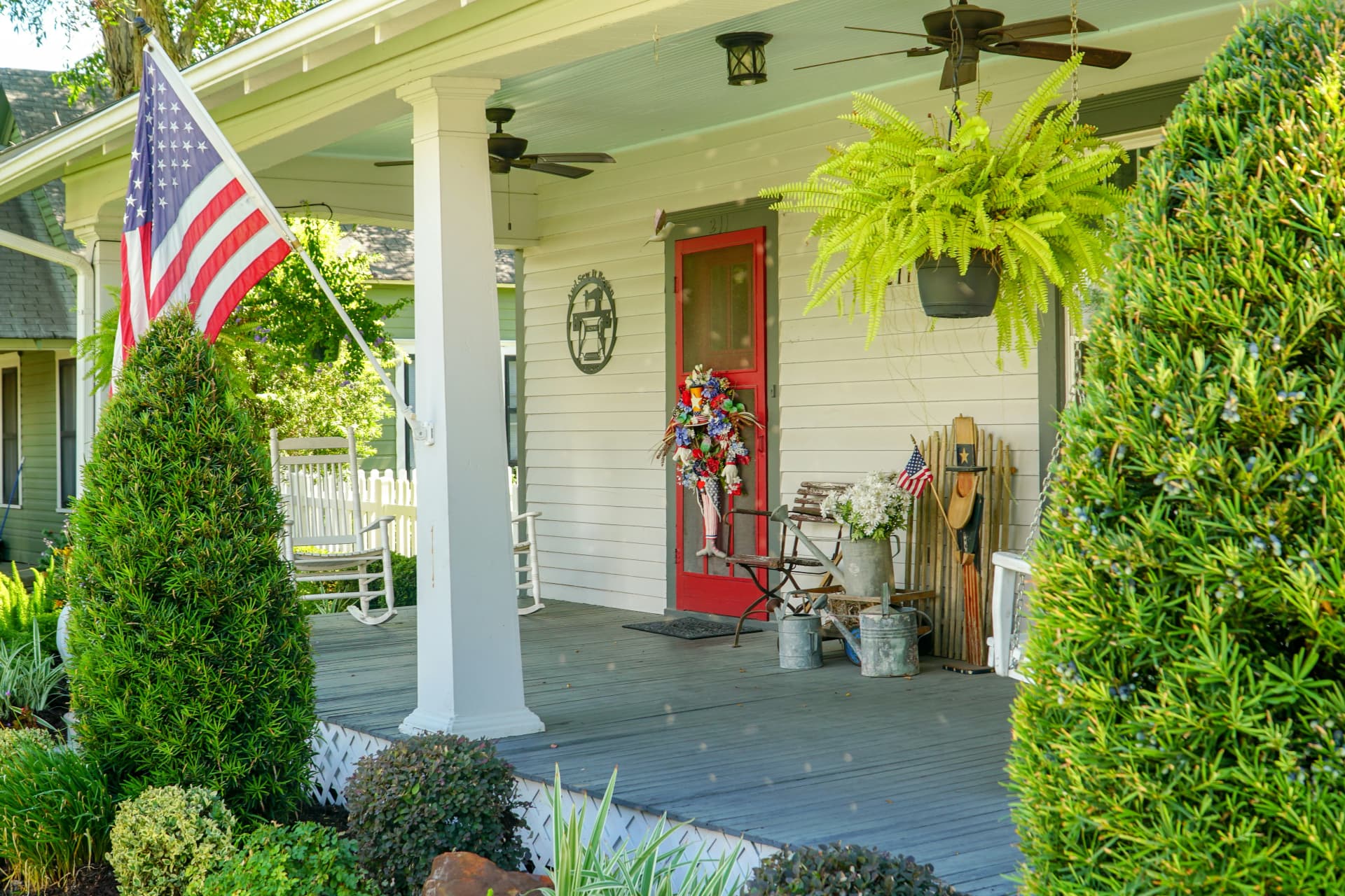 DIY Front Porch Decorating Ideas