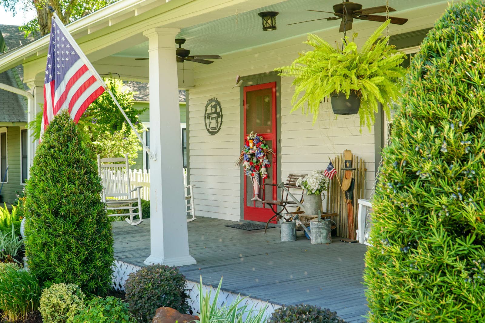 DIY Front Porch Decorating Ideas